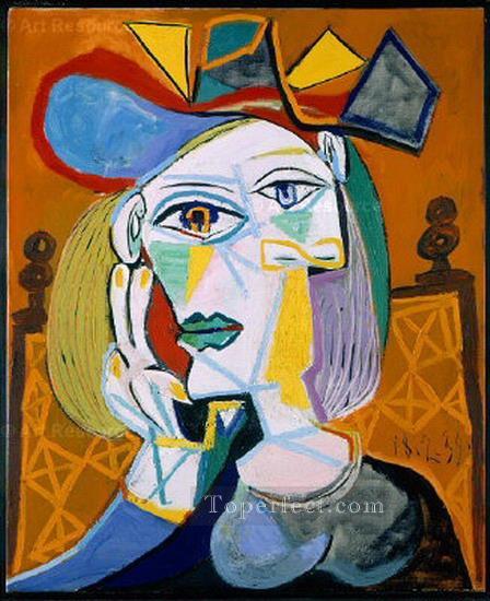 Femme assise au chapeau 1 1939 Cubismo Pintura al óleo